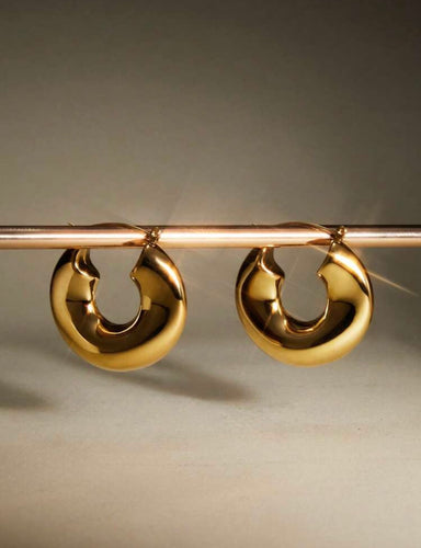 Round earrings