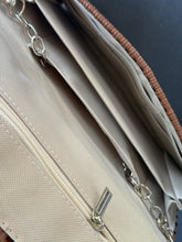Load image into Gallery viewer, Clutch bag