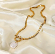 Load image into Gallery viewer, Charm boho Necklace