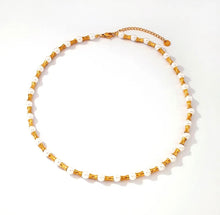 Load image into Gallery viewer, Pearl necklace
