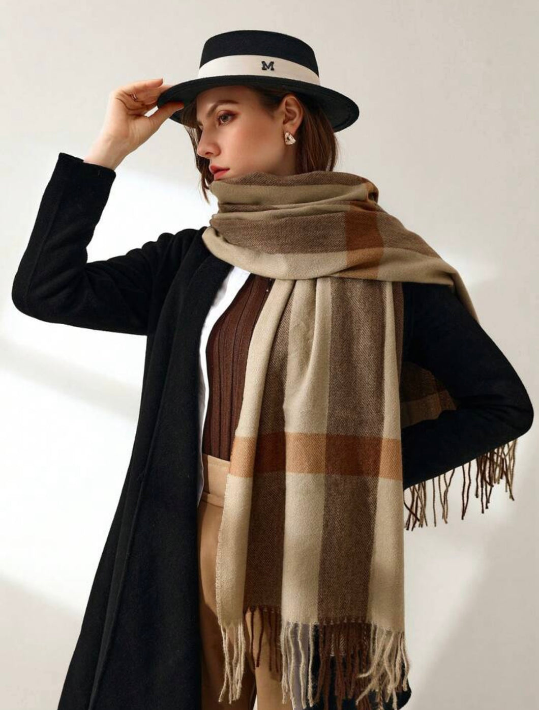 Scarf with tassel