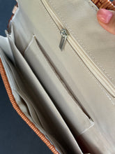 Load image into Gallery viewer, Clutch bag