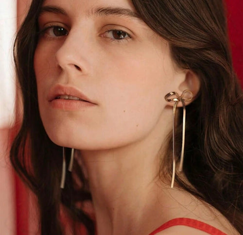 Delicate earrings