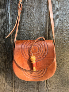 Crossbody baguette