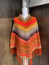 Load image into Gallery viewer, Poncho de Lana