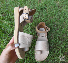 Load image into Gallery viewer, Camila Huaraches